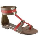 Sapatos e Sandálias